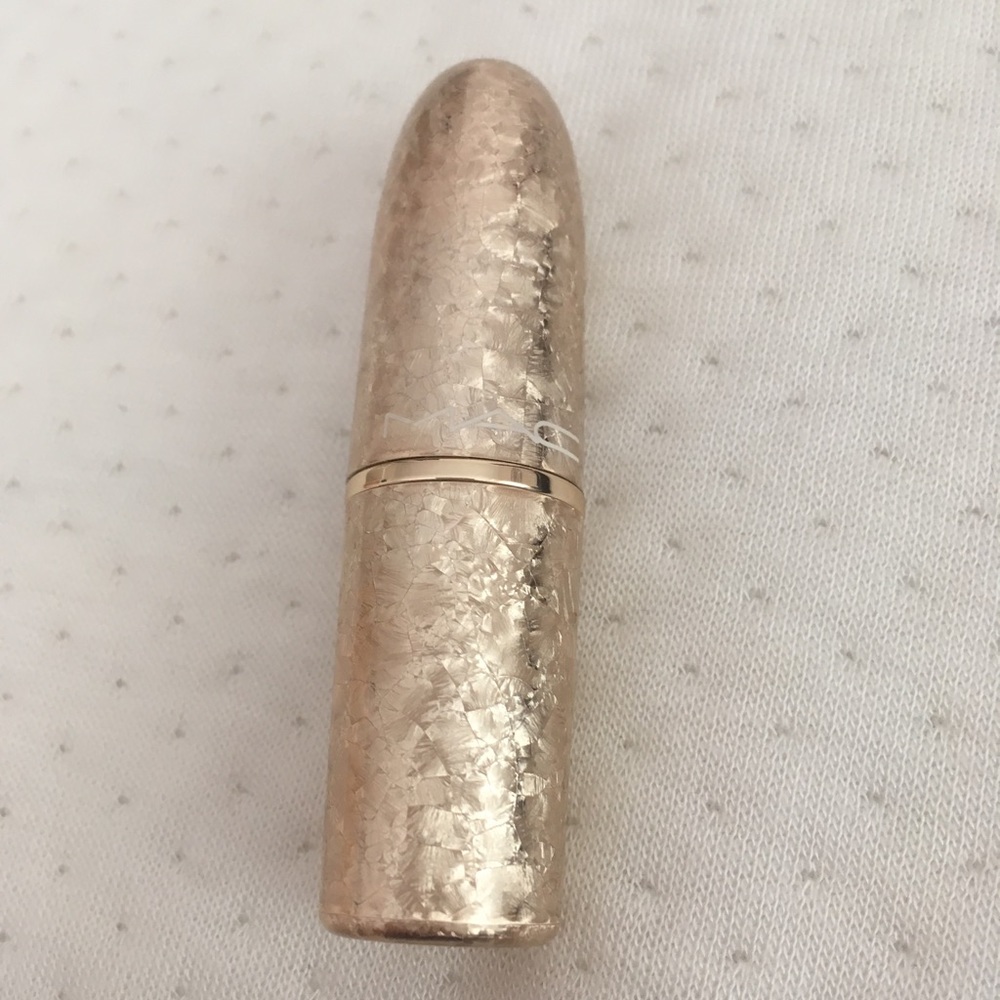 Mac holiday crush frost lipstick limited edition